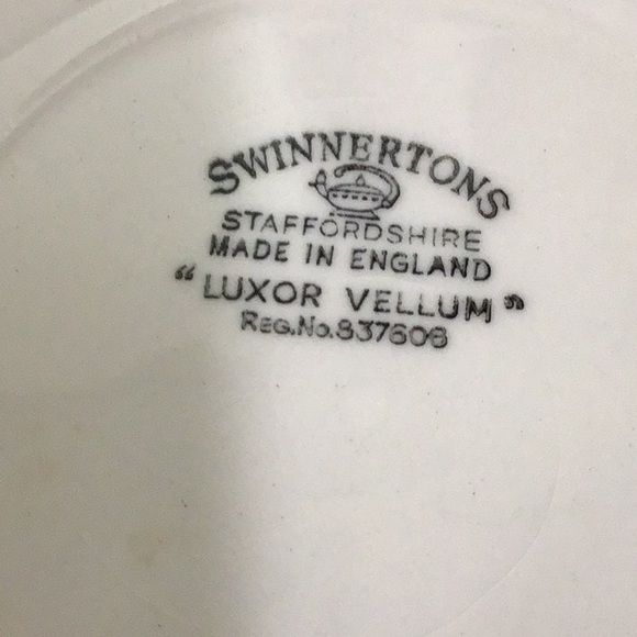 Authentic dessert dishes made in England by the famous Swinnertons company. - Picture 8 of 10